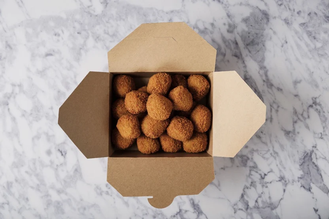 Orientalische Mahlzeitendose 9x6,3x11,3 cm 750ml kraft (450 Stück) [TK-9987066]