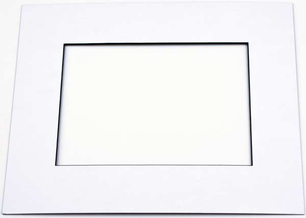 Fertig-Passepartouts mit 32.1x47.3cm Fenster - Weiß/Schwarz  - 45.7x61cm Außenrahmen (10 Stück) [MS20206]